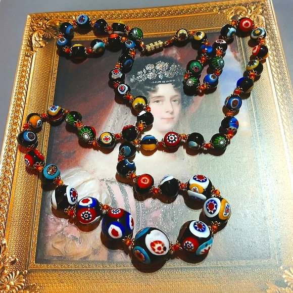 1940s Hand Blown Venetian Millifiori Long Bead Necklace - Picture 5 of 7